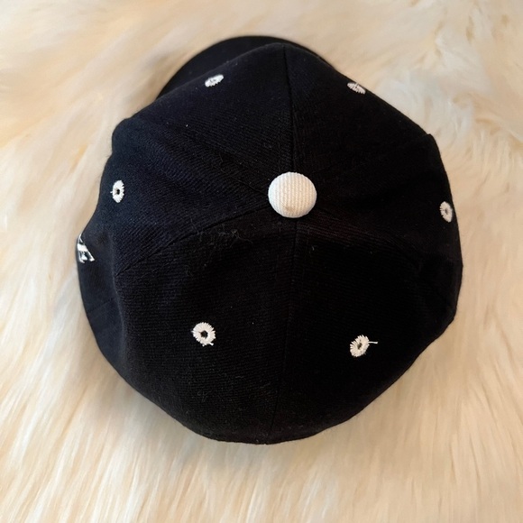 Black and White Nike cap, one size - Picture 4 of 7